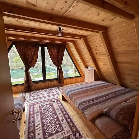 Vikendica Mia *