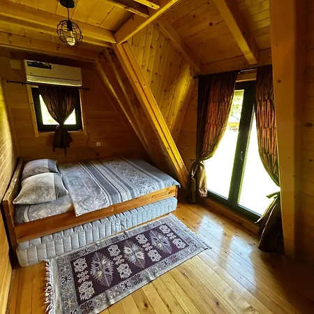 Vikendica Mia
